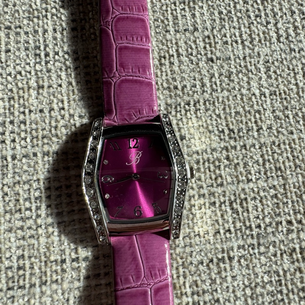 Stylish Women's Purple Watch with Silver Accents